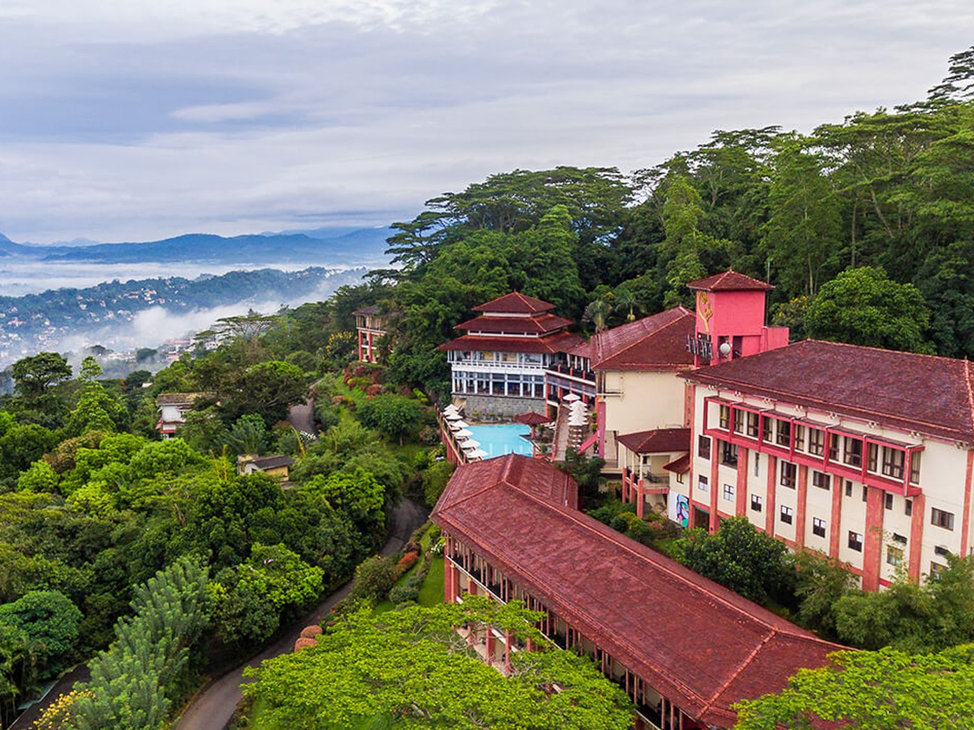 Amaya Hills Kandy hotel view