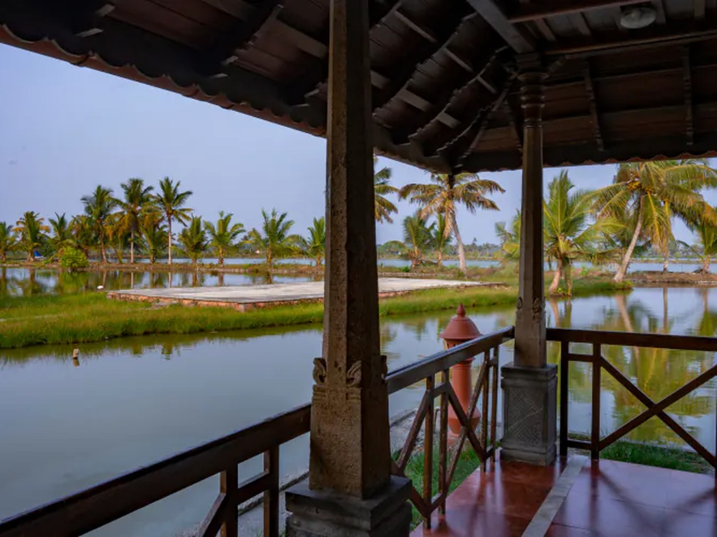 Kondai Lip Backwater Heritage Resort in Chellanam, India