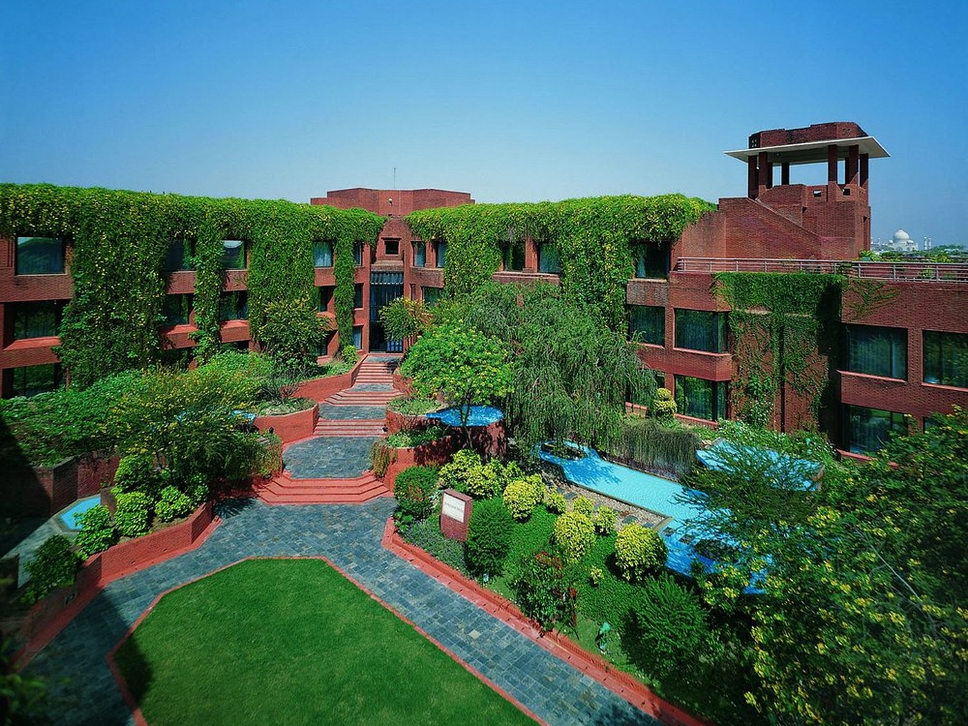 Photograph of ITC Mughal Sheraton in Agra