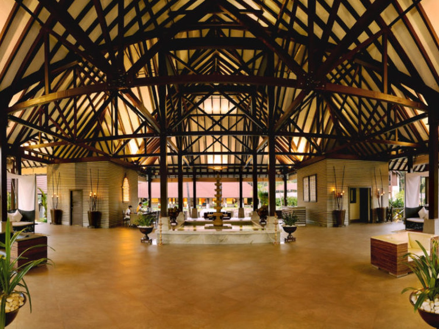 Exterior Lobby Bekal2 e1487526455328 768x562 at Lalit Bekal