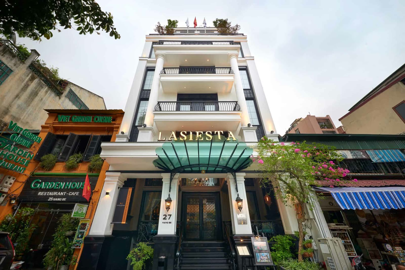 La Siesta in Ha Noi, Vietnam