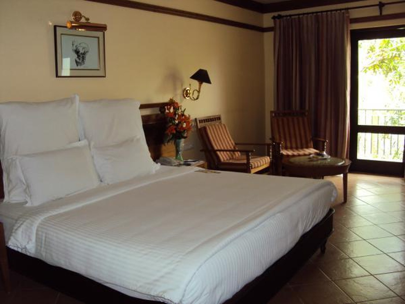 Delux river view room at Raviz Kadavu