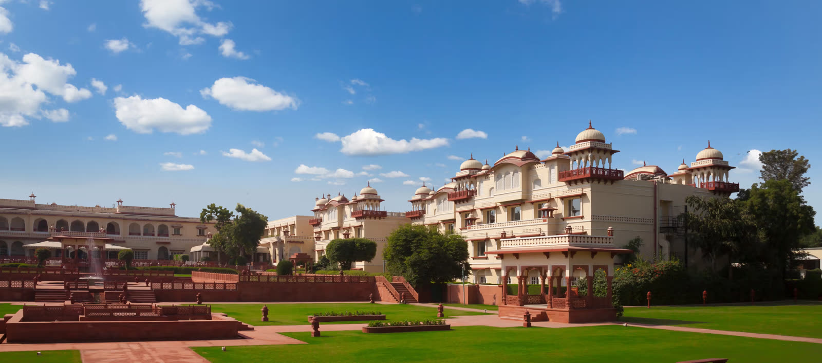 Taj Jai Mahal Palace in Jaipur, India