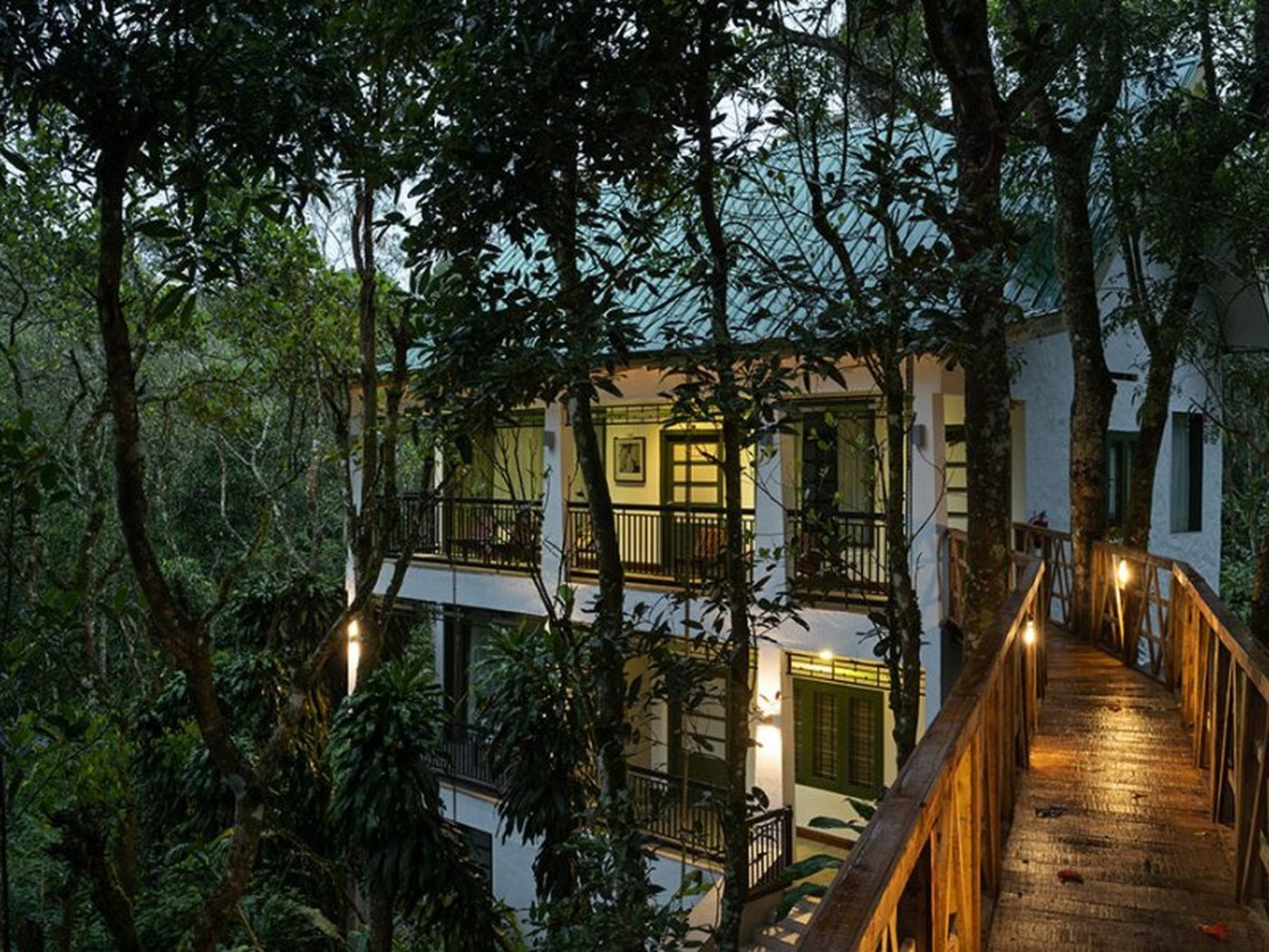 Premium Suite at Reen Resorts