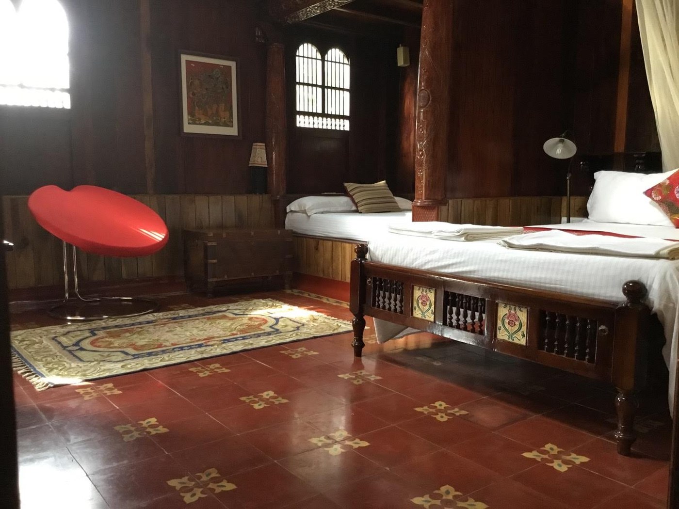 romantic bed at Secret Graden
