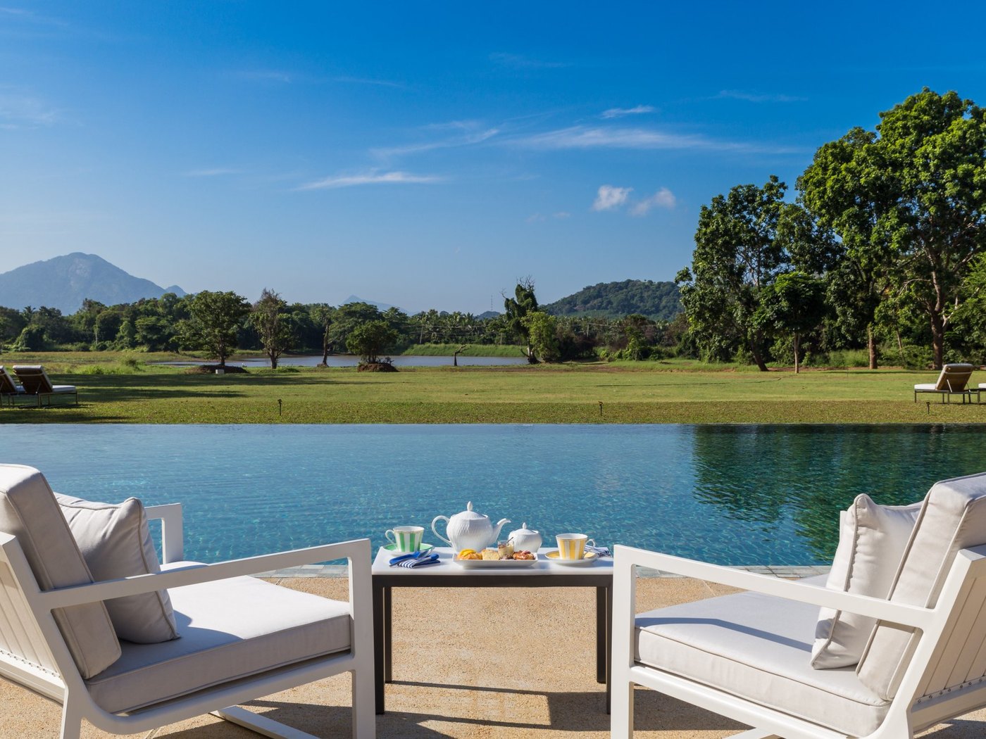 Jetwing Lake DAmbulla hotel view