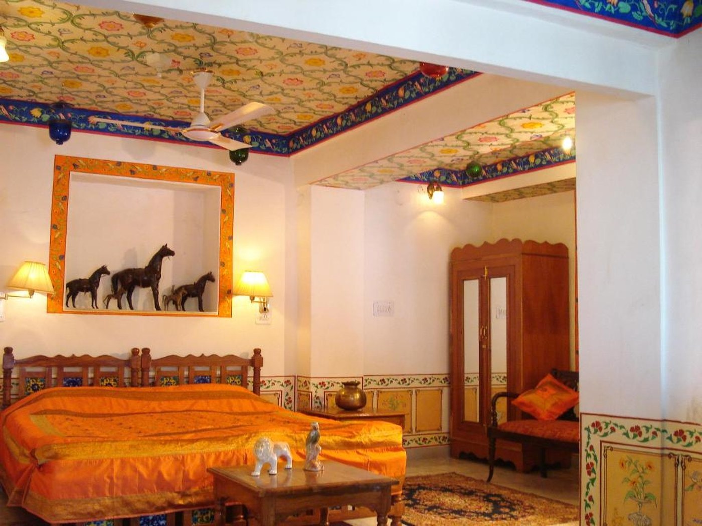 Photograph of Haveli Braj Bhushanjee Heritage Hotel in Bundi